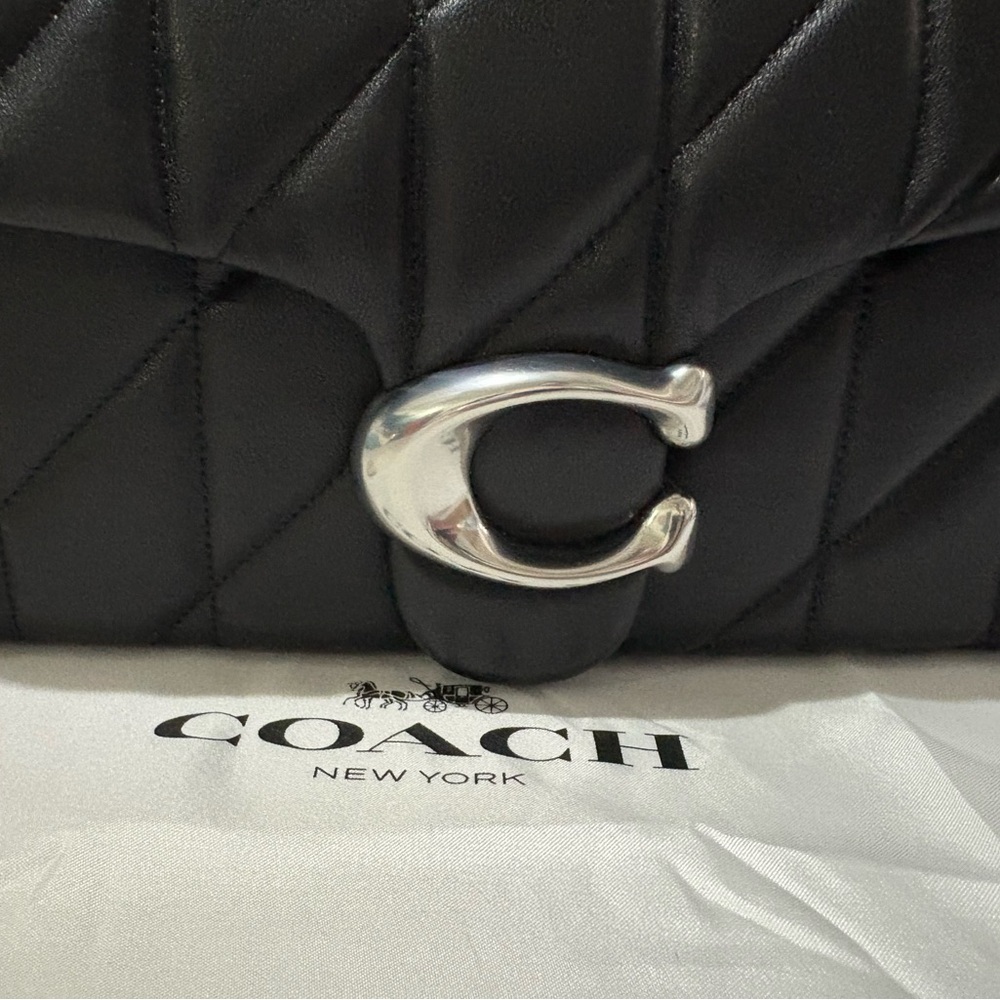 Like New Coach Tabby 26 - Picture 5 of 10